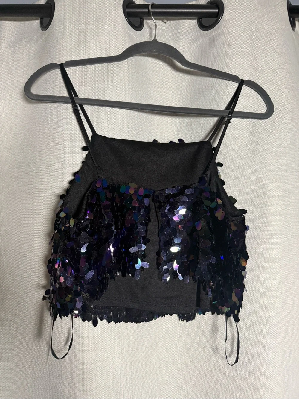 Forever 21 Black Sequin Cami Crop Top Size Small